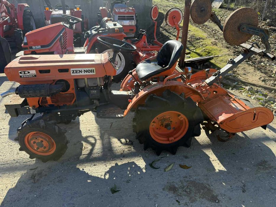 Трактор KUBOTA B5001 4x4