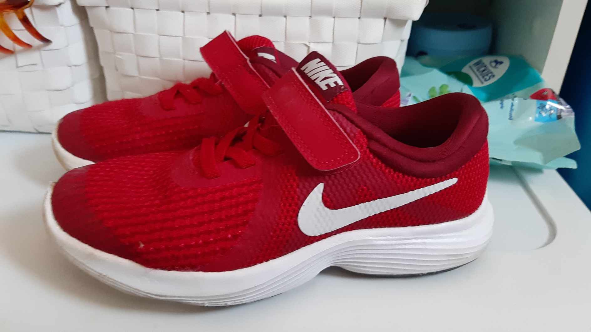 Vand Nike marime 31