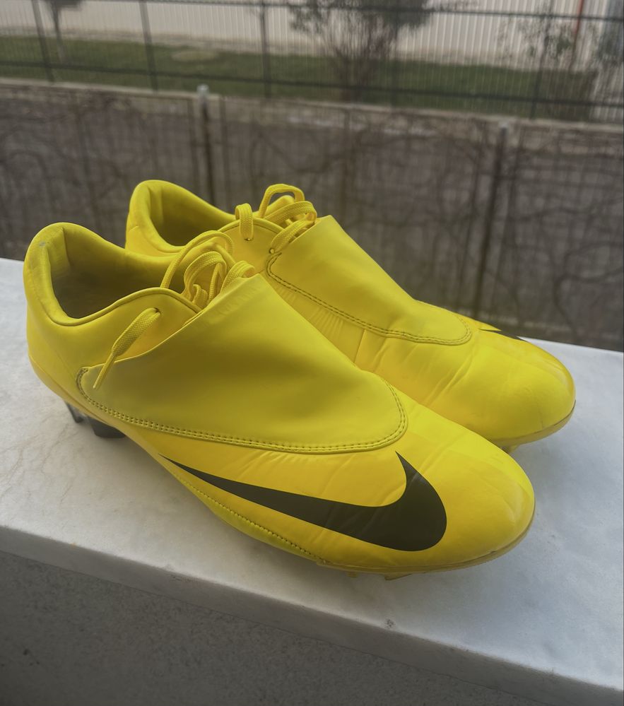Ghete de fotbal Nike Mercurial Vapor V