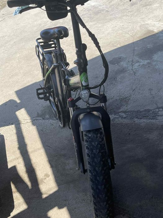 Vând bicicleta electrica