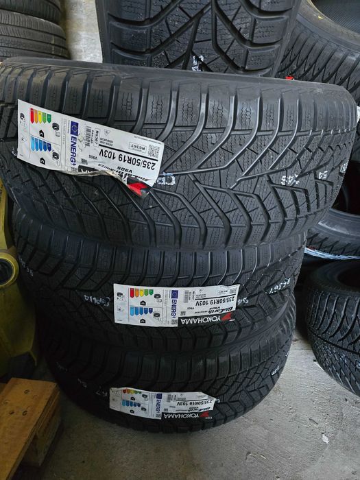 Anvelope iarna noi Yokohama M+S  Winter  BluEarth 235 50 R19