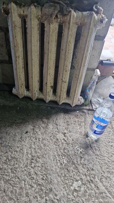 Продам батареи чугунная