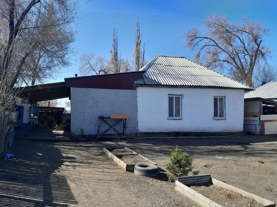 Продаётся дом по ул Казбекби