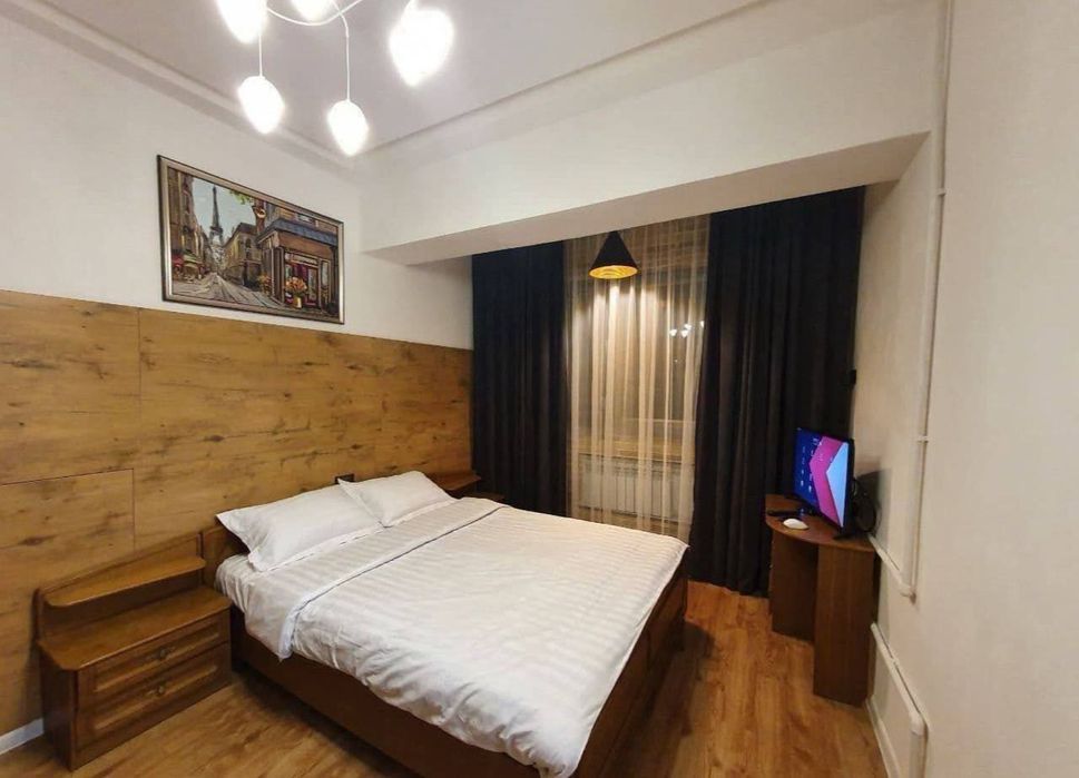 Квартира на Ц7  (ЦУМ) 2/8/9 общ пл 50м  Евро с  обстановкой