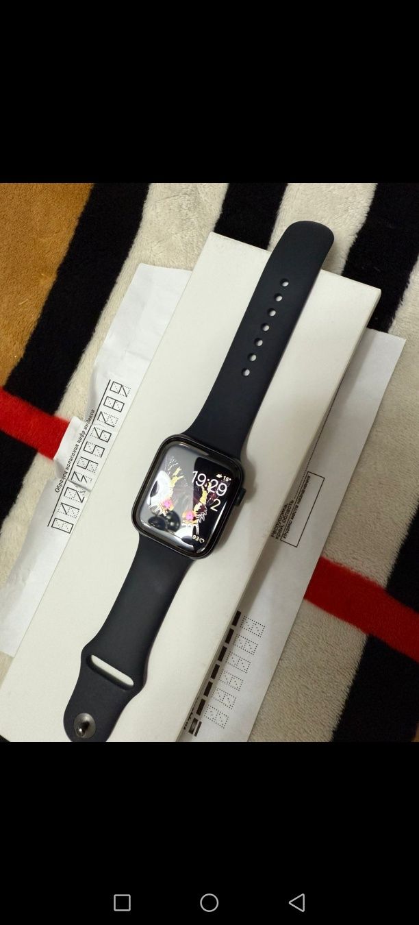 Продам Apple Watch