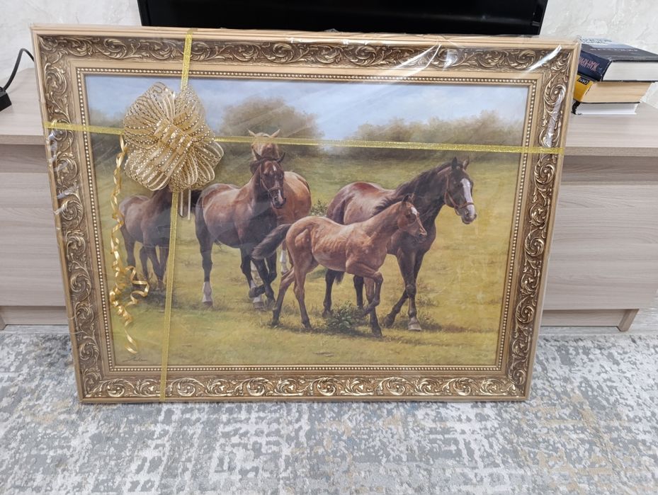 Картина новая, в упаковке