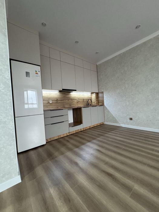 Продам евродвухкомнатную квартиру