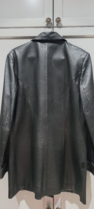 Кожаный жакет женский