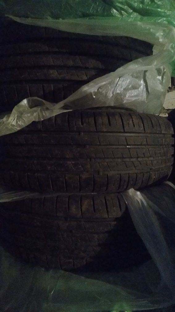 Продам Шины Nokian 185/60/14