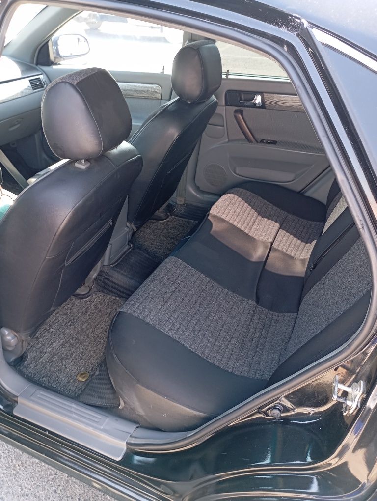 Продам Ласетти 2009 год автомат