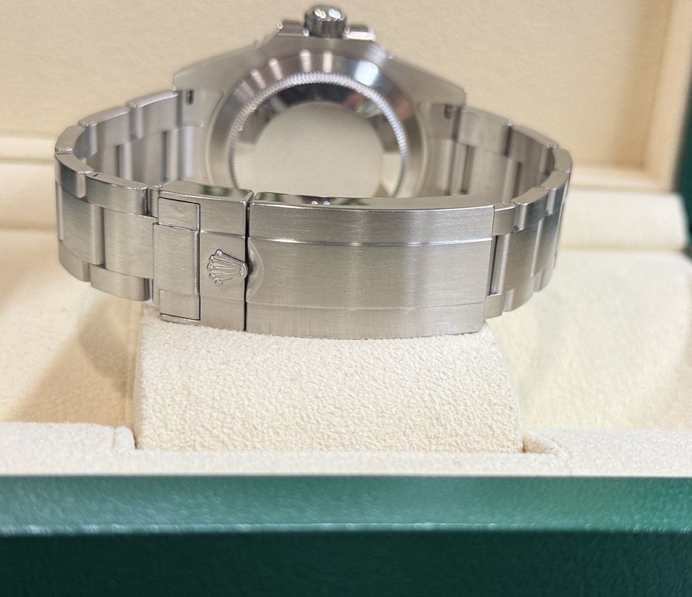 Rolex Submariner 126610LN