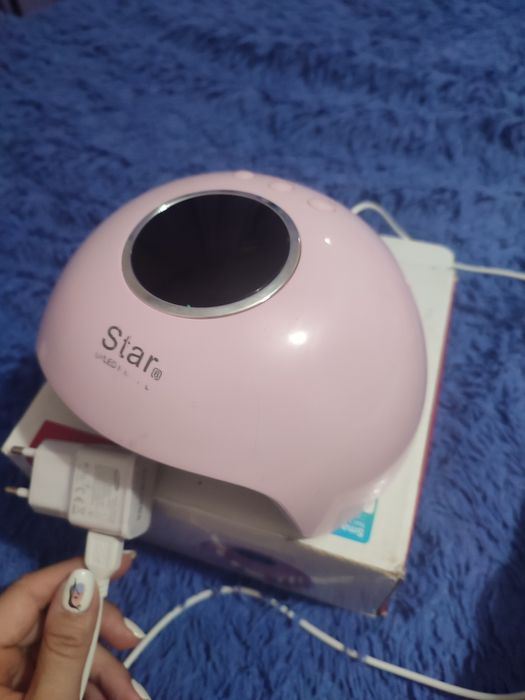 Лампа для ногтей