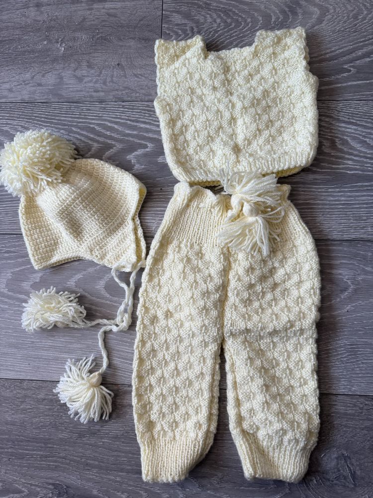 Haine bebe tricotate manual