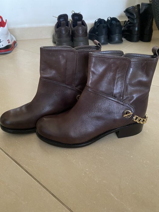 Cizme de piele pentru femei firma Liu Jo, nr. 40. Noi!!