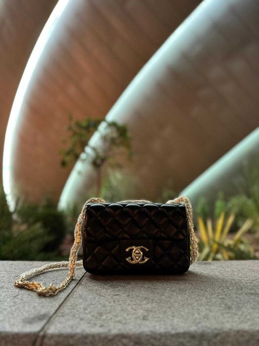 Geanta Chanel Classic Flap Bag Neagra NOUA VAND URGENT!