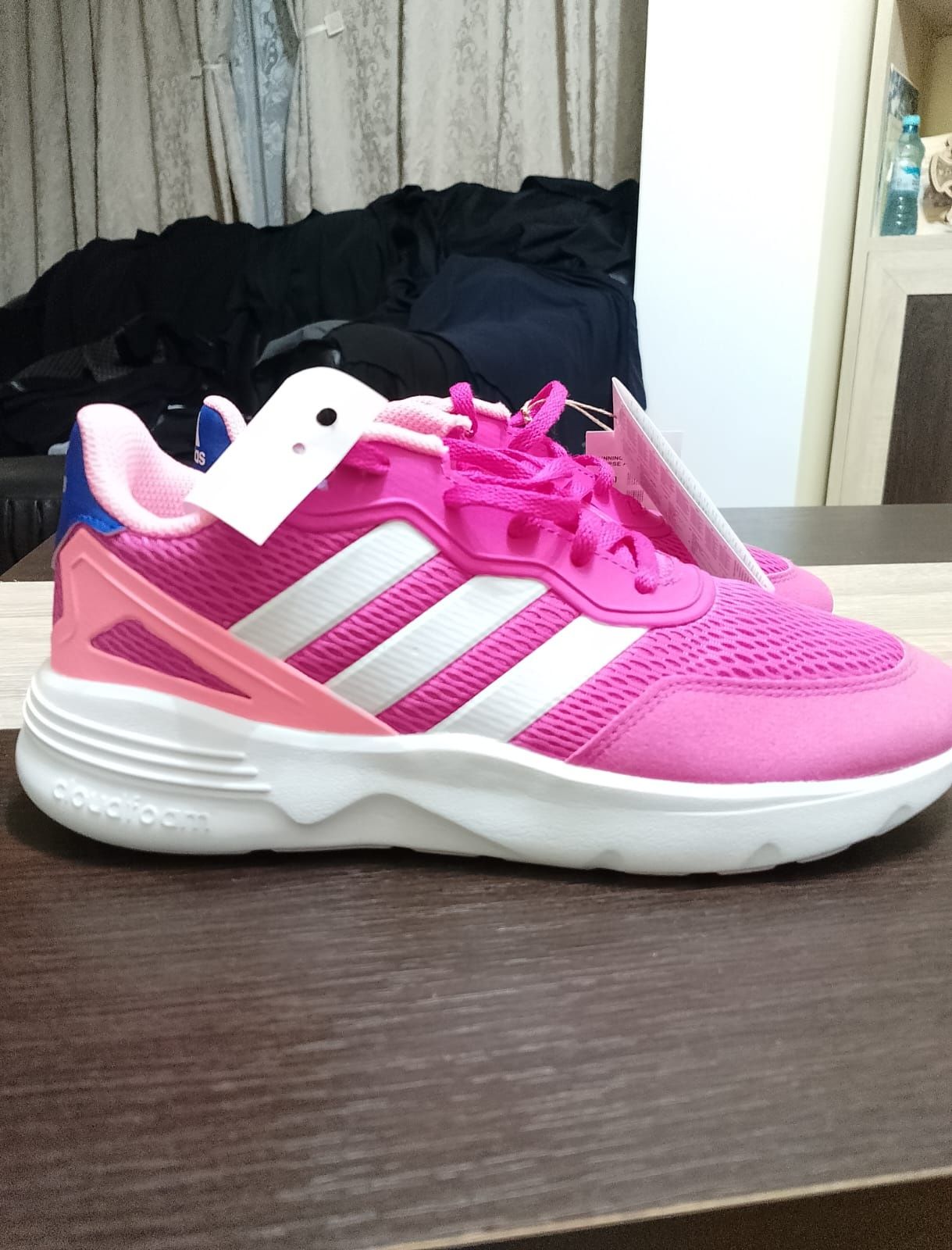 Adidași Adidas noi,super confortabili!