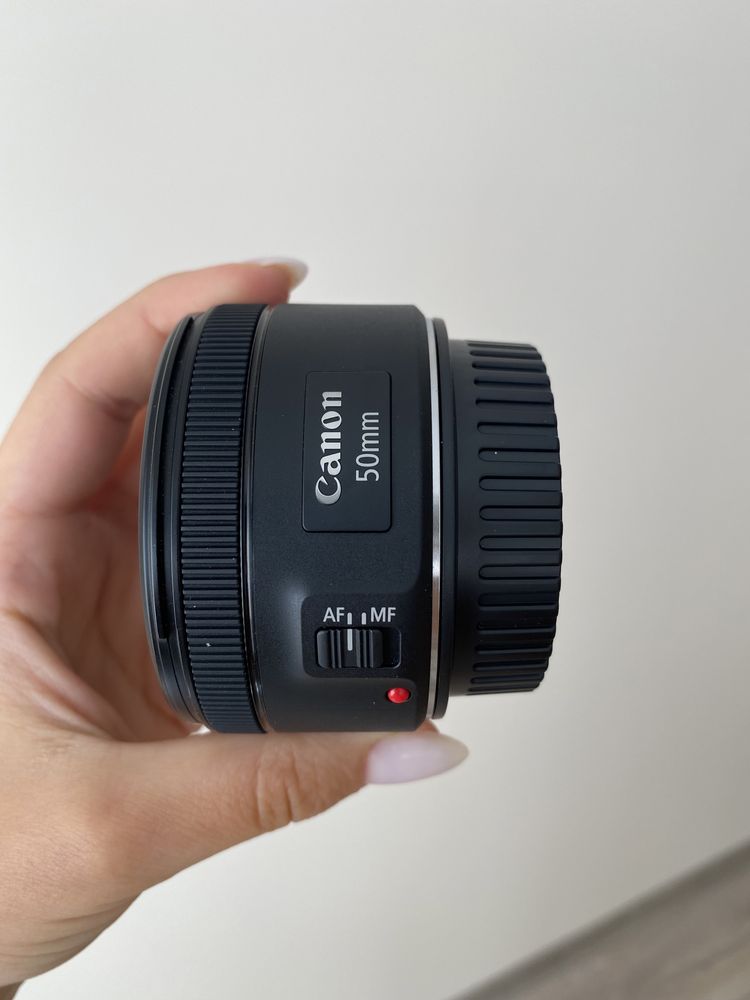 Canon 50mm f/1.8 STM