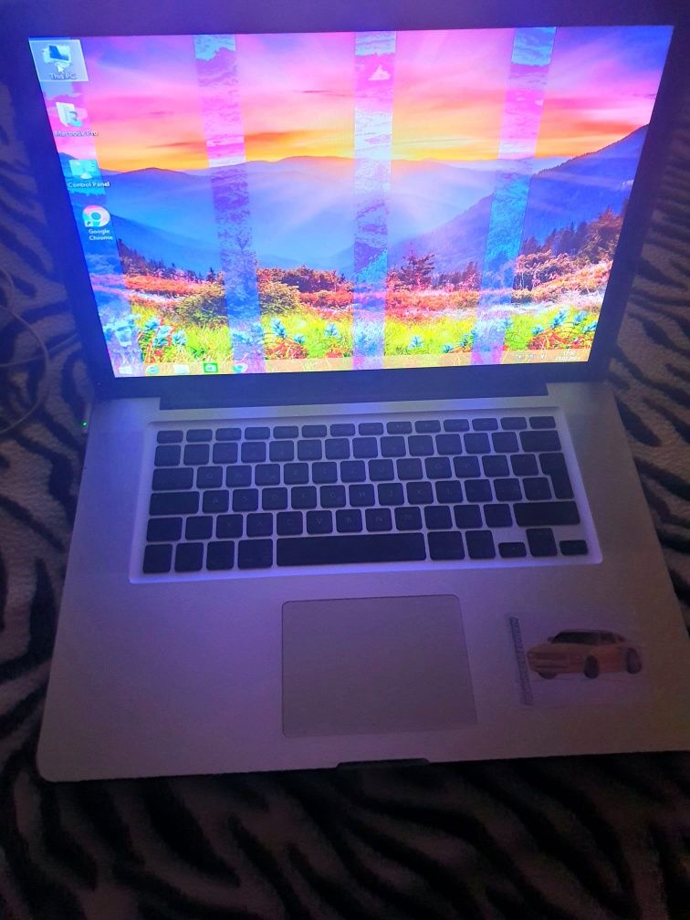 Vand MacBook pro i7