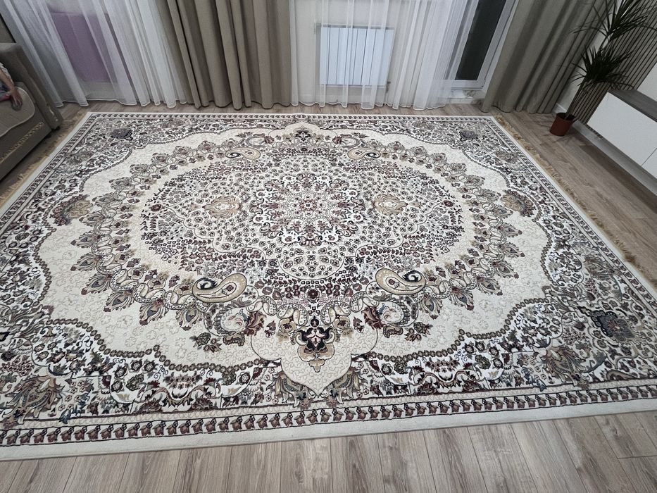 Продам ковер шелк 3*4