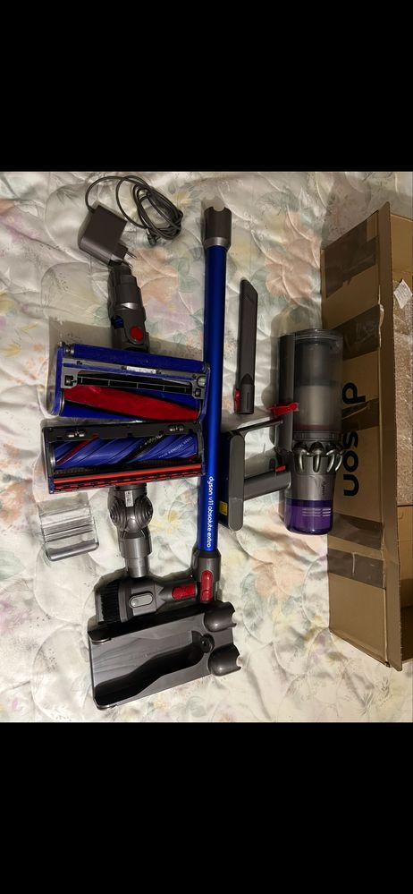 Прахосмукачка Dyson V11 .Перфектна!
