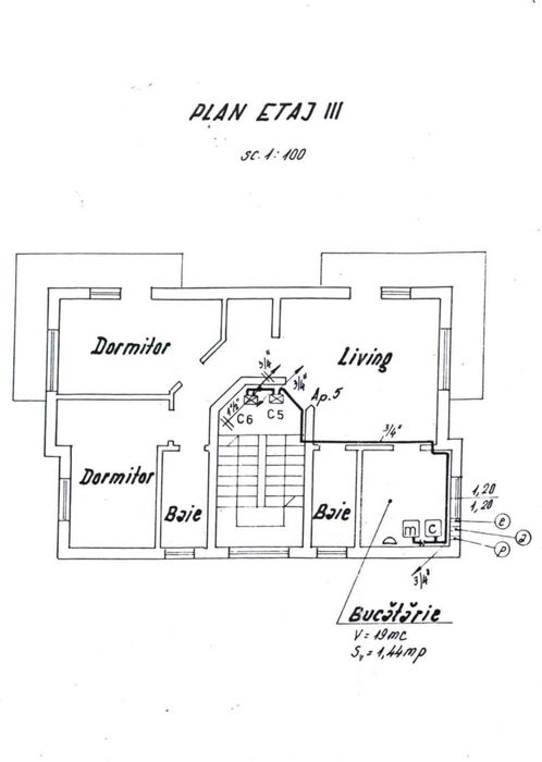 P.F. vând apartament,decomandat,3 camere, situat pe Strada Muzeul Apei