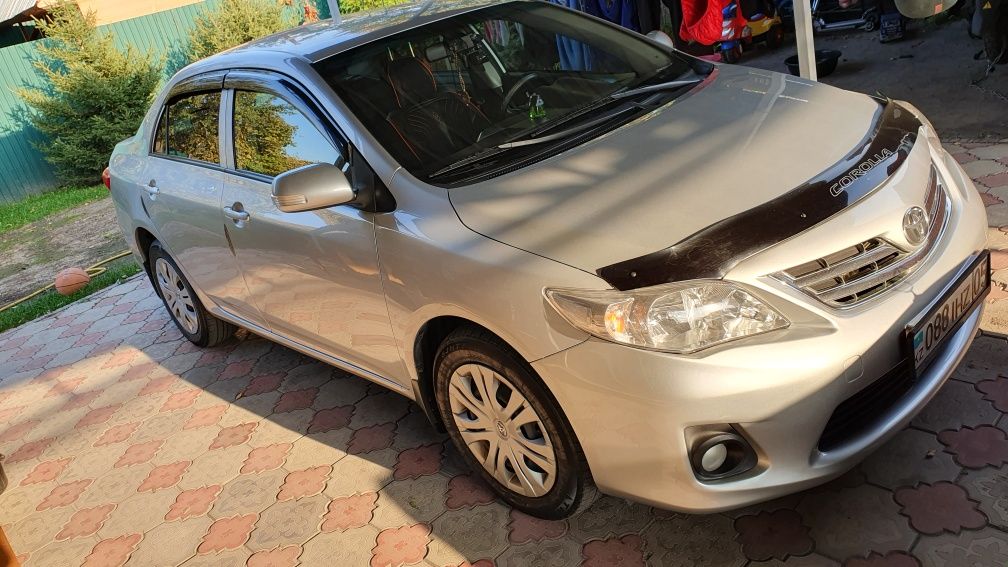 Toyota corolla 2011г.