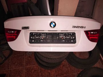 BMW e90 Багажник и части