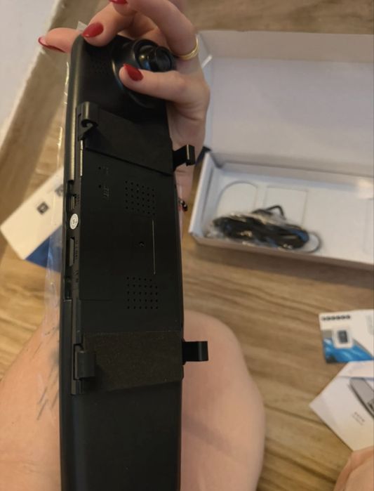 Oglinda retrovizoare cu camera