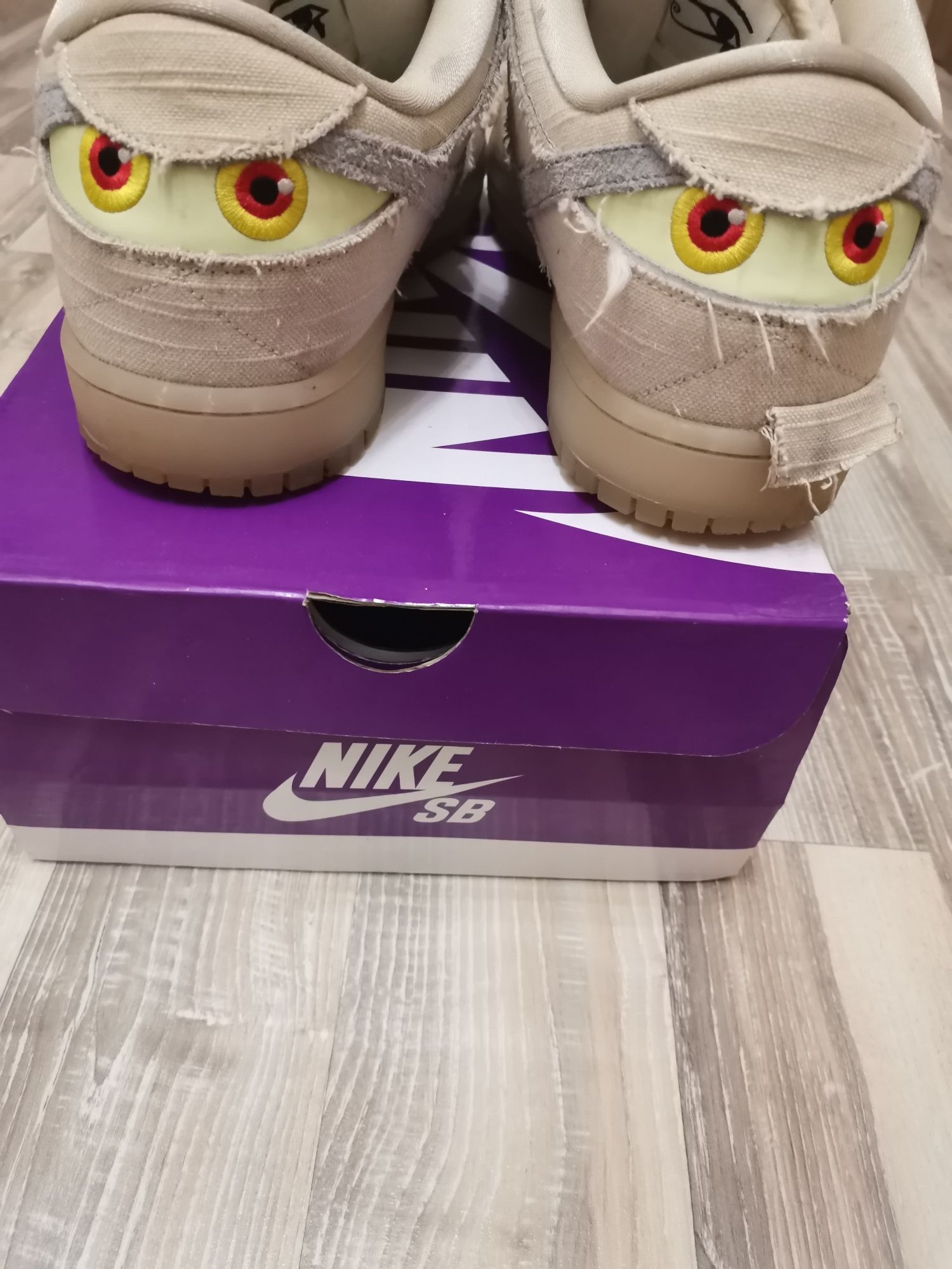 Nike sb dunk mummy