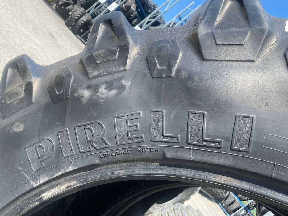 Pirelli si trelleborg 2 anvelope secodnd hand 580/70r42