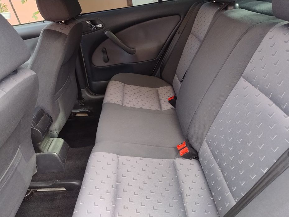 Octavia Tour,1,9 AXR