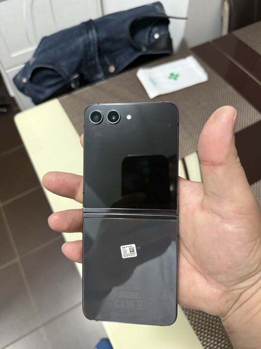 Samsung Z flip 5