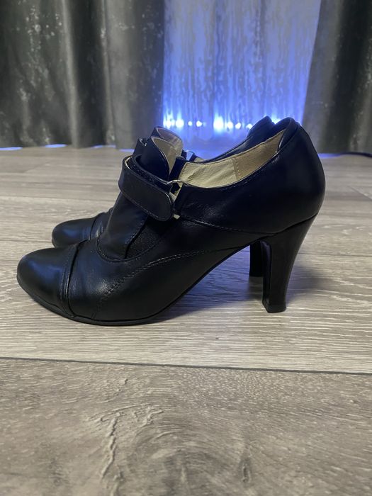 Vand botine de piele negre Floryna