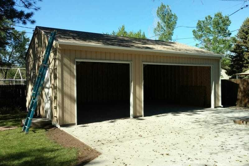 Garaje auto moderne pe structura metalica