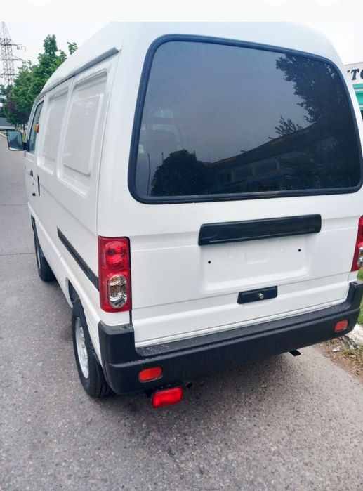**Damas van oq 2025 model.Firmaga bor
