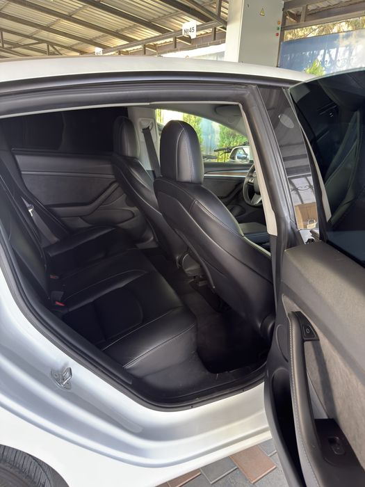 Tesla model 3 long range 2022 USA