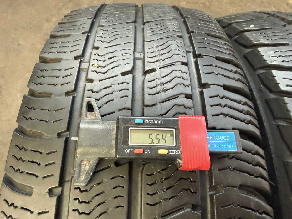 2x Anvelope iarna 215/65 R16C -  Barum Sovanis 3