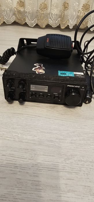 Statie radio cb President