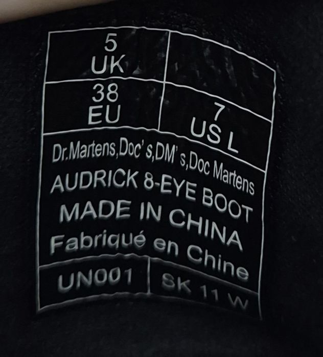 Bocanci Dr. Martens