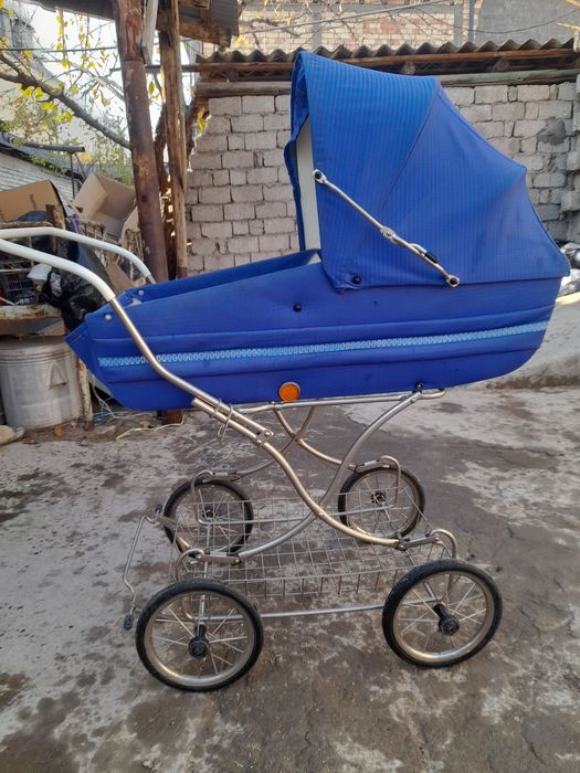 Детская коляска советского производства