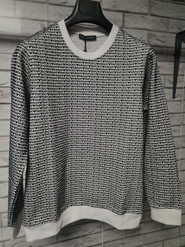 Emporio Armani блуза БЯЛА