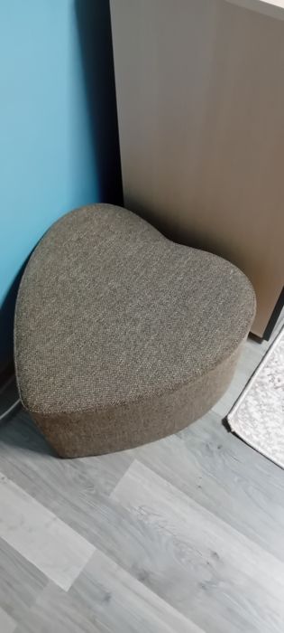 Taburete în formă de inimă