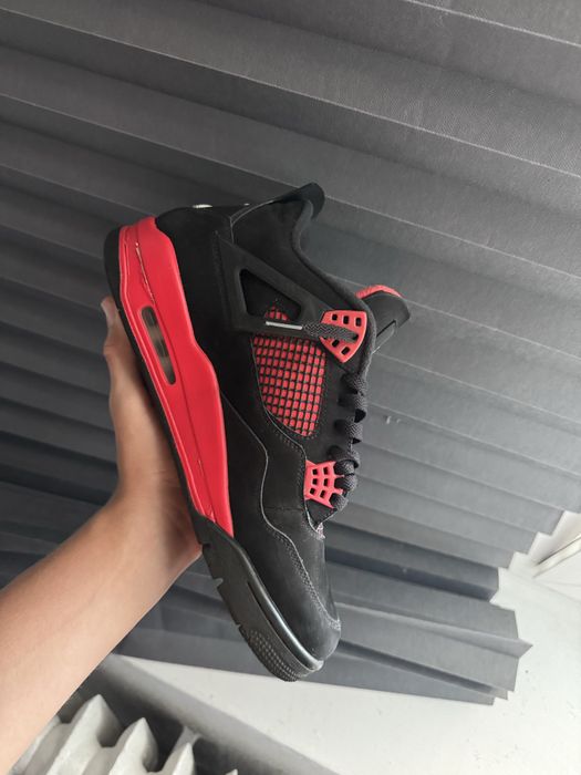 Jordan 4 Red Thunder