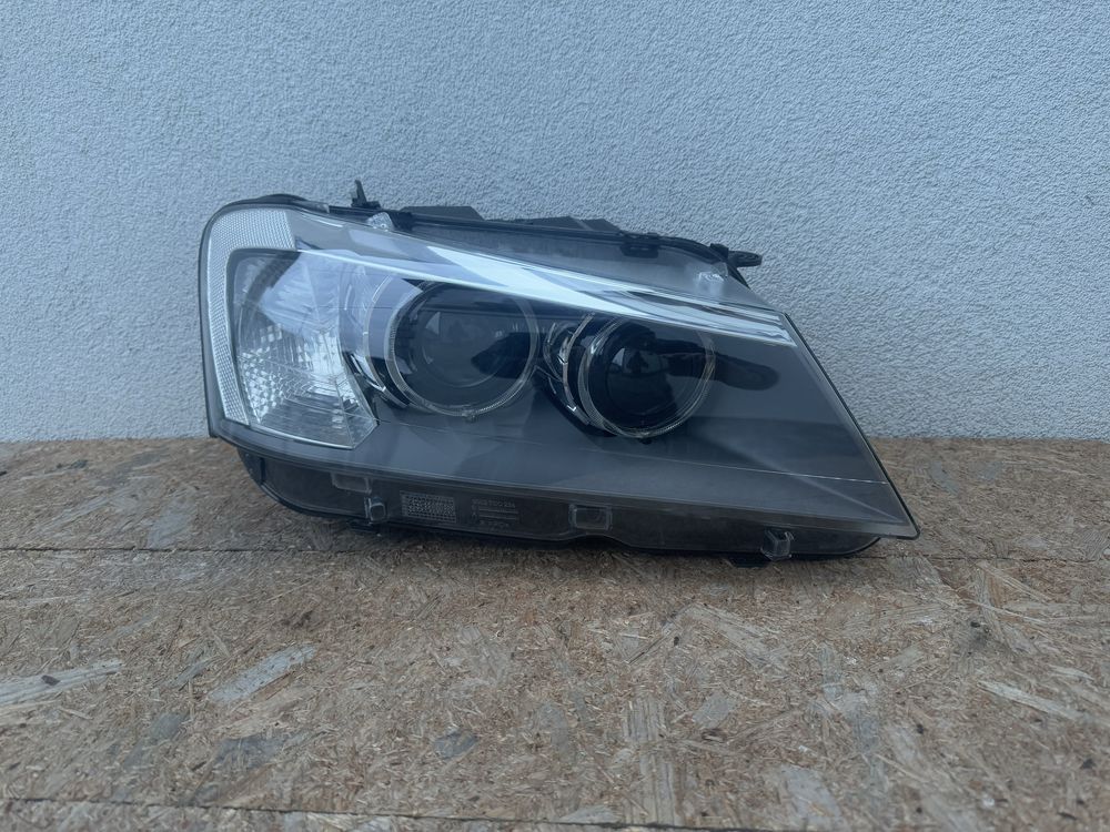 Far dreapta BMW X3 F25 Xenon Original Europa