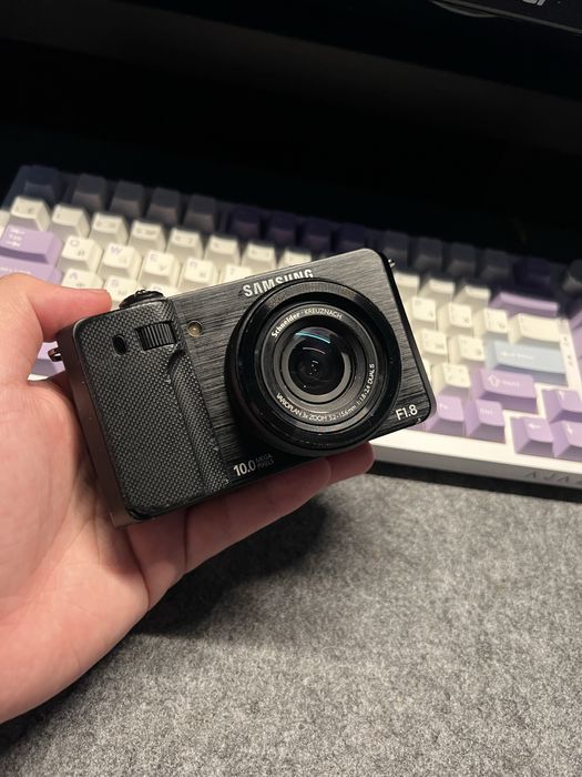 Samsung EX1, CCD аналог Canon G7/G9