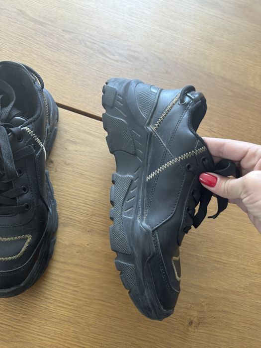 Adidas Versace nr 38, negru