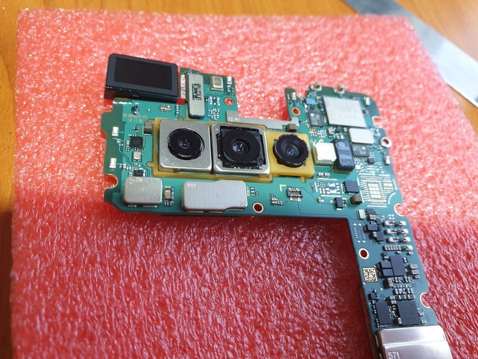 Placa de baza Samsung S10 Plus Dual Sim.  Fara conturi sau parole