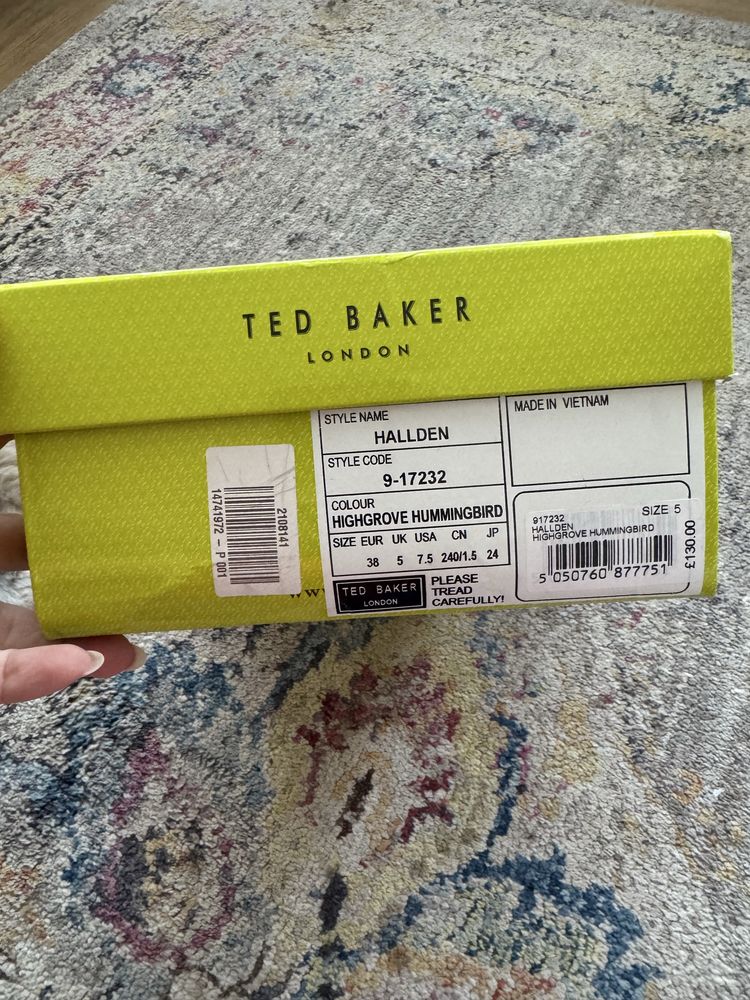 Ted Baker обувки на ток