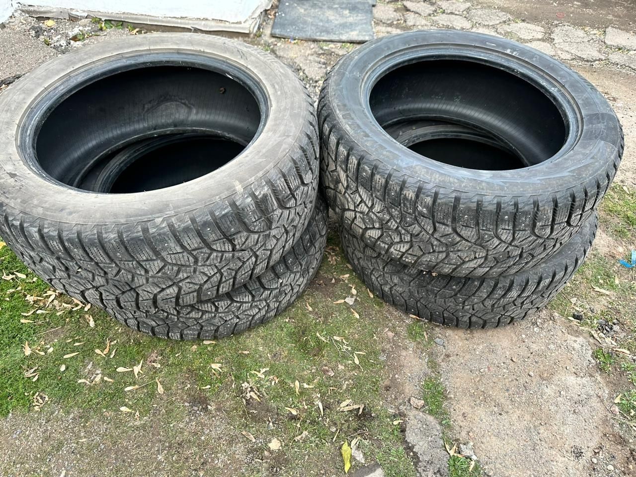 Продам зимние шины BFGoodrich в хорошем состоянии