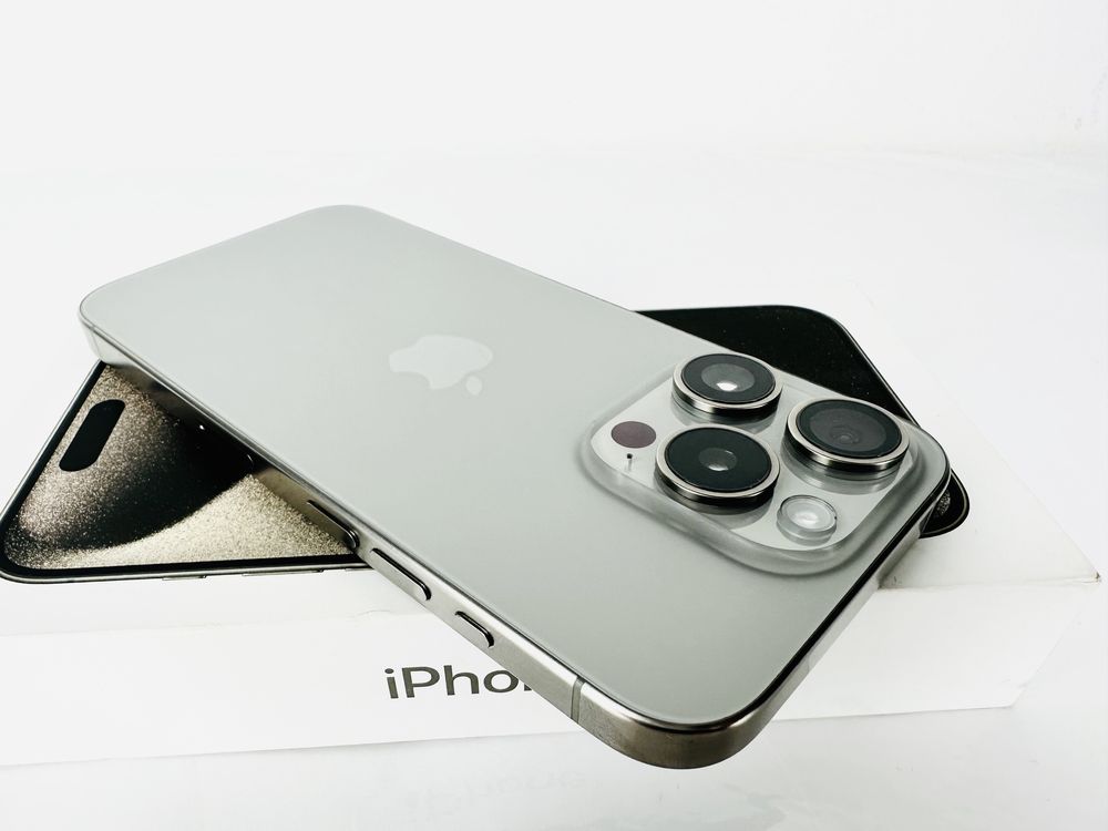 НОВ! Apple iPhone 15 Pro Max 256GB Natural Titanium Гаранция!